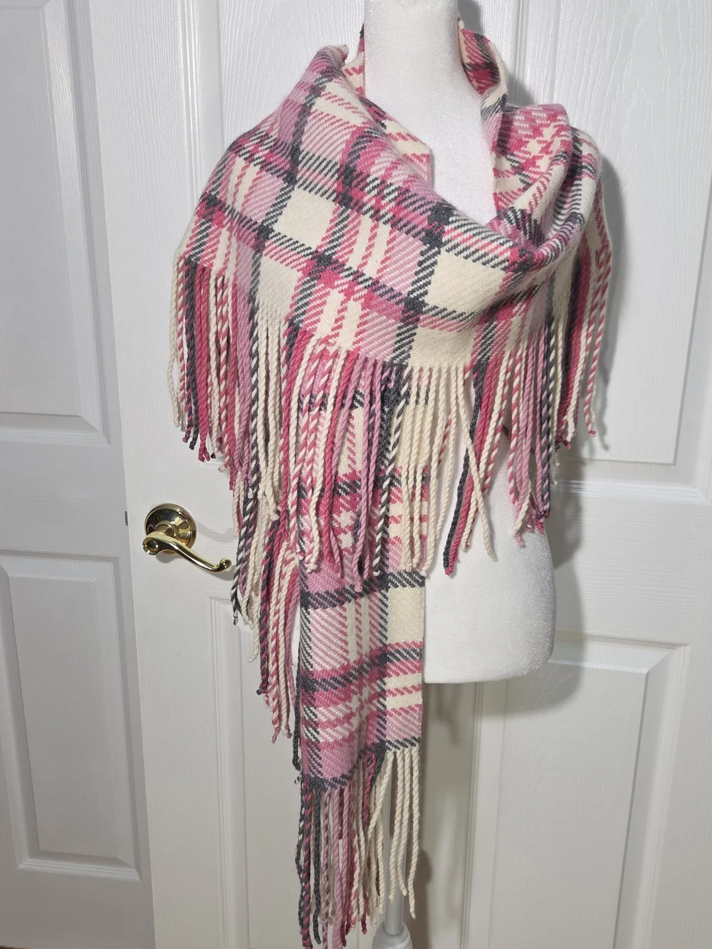 Lambswool Blend Plaid Pink/Grey/cream Fringe Wrap Scarf 10